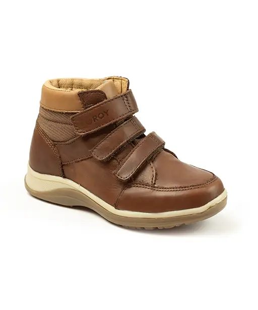 bota de niño de cuero